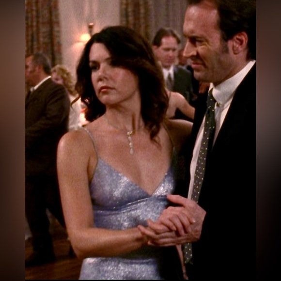 ASO RARE Lorelai Gilmore Girls Ice Blue Sparkly Formal Dress Vintage Y2K 00s - Picture 16 of 16